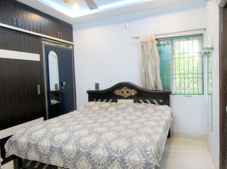1722173611-4) Li id 379 - First Floor 2 Bhk House Master Bedroom.jpg